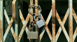 छ वर्षपछि ताला फोडियो