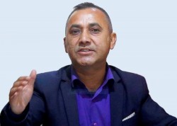 विश्वप्रकाशको प्रश्नः प्रधानमन्त्रीलाई सल्लाह कस्ले दिन्छ?