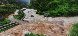 अविरल वर्षासँगैको बाढीपहिरोबाट एक सय एकको मृत्यु