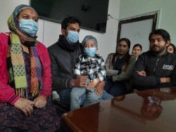 कलेजोको टुक्रा दिएर आमाले बचाइन तीन वर्षीय छोरा