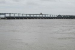 सप्तकोसीको बाँध फुट्दा ४ हजार घर परिवार उच्च जोखिममा