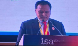 नेपालको जलविद्युत् र सौर्य ऊर्जामा लगानी गर्न अन्तर्राष्ट्रिय समुदायलाई मन्त्री घिसिङको आह्वान