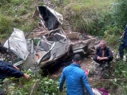 सल्यानको कपुरकोटमा जीप दुर्घटना, ८ जनाको मृत्यु