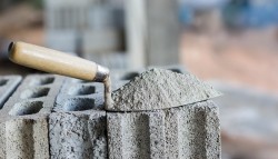 सिमेन्ट उत्पादनलाई पर्यावरणमैत्री बनाउन समझदारीपत्रमा हस्ताक्षर