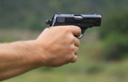 झापामा गाेली चल्याे: एक विद्यार्थी घाइते