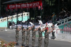 सैनिकमञ्च टुँडिखेलमा मनाइयो संविधान दिवस