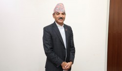 मुख्यसचिवमा डा.वैकुण्ठ अर्याल नियुक्त