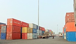 दोधाराचाँदनी सुक्खा बन्दरगाहः स्थानीयलाई रोजगारीको आशा