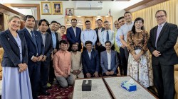  थाइल्याण्डमा क्रियाशील नेपाली स्वास्थ्यकर्मीसँग मन्त्री पौडेलद्वारा सुझाव सङ्कलन