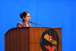 महिला लक्षित अभिव्यक्तिप्रति महिला मन्त्री चौधरीको आपत्ति, आत्मालोचना गर्न सम्बन्धित सांसदलाई आग्रह 