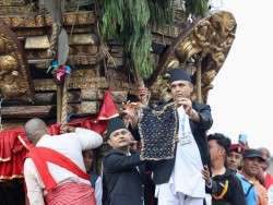 भोटो जात्राले चिडियाखानामा एकै दिन १२ हजार अवलोकनकर्ता, शुल्क आधाभन्दा कम