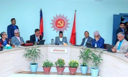 एमाले सचिवालय बैठक बस्दै