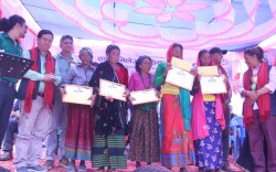 यसरी फेरिँदै छ चेपाङ समुदायको जीवनशैली