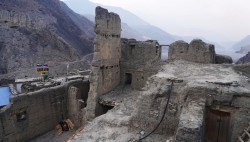  संरक्षणको पर्खाइमा मुस्ताङको ऐतिहासिक ‘कागबेनी दरबार’