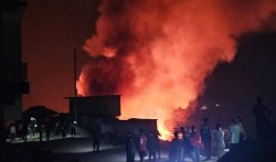 अछाम आगलागीमा सत्ताइस घर नष्ट, सात करोड भन्दा बढीको क्षति