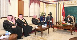 राष्ट्रपति पौडेलसँग साउदी राजदूत साद अबुहैमेदको शिष्टाचार बिदाइ भेट
