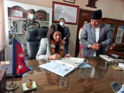  जनतालाई सेवा प्रवाह सहज बनाउने मेरो पहिलो प्राथमिकता हो : परराष्ट्र मन्त्री