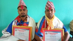 क्रिकेट खेलाडी गुलशन झा सम्मानित