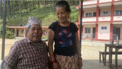 आश्रममै दशैँ