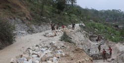 सुरू भयो बेनी-पाखापानी सडकको स्तरोन्नति