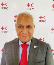 ४५ एम्बुलेन्स हस्तान्तरण गर्दै आइएफआरसी