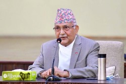 'निरोगी नेपा' अवधारणामा कार्यक्रम बनाउन स्वास्थ्य मन्त्रालयलाई प्रधानमन्त्रीको निर्देशन