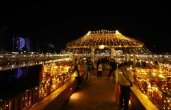  भक्तपुरको कमल पोखरीदेखि गोदावरीसम्मका छठ घाट झकिझकाउ