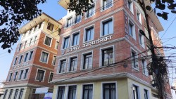 कीर्तिपुरमा पनि मापदण्ड विपरितका संरचना भत्काउन सुरु