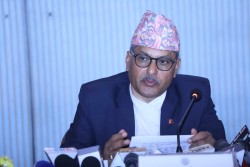 कर्जा विस्तार हुनेगरी मौद्रिक नीति ल्यायौँः गभर्नर अधिकारी