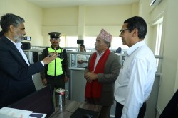 ललितपुरका महानगरप्रमुखद्वारा रासस तस्बिर प्रदर्शनी अवलोकन