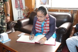 भृकुटीमण्डपको खुला बजार व्यवस्थित गर्न मन्त्री चौधरीको निर्देशन