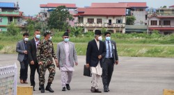 प्रधानमन्त्री देउवा चितवनमा