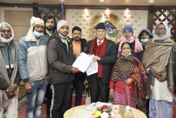 मिटरब्याजी समस्या समाधान गर्छु :  प्रधानमन्त्री