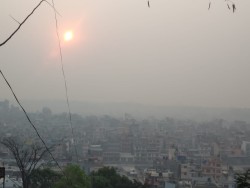 किन बढ्दै छ, वायु प्रदूषण ?