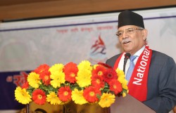 गौतमबुद्ध अन्तर्राष्ट्रिय विमानस्थल सञ्चालनको माग गर्दै प्रधानमन्त्रीलाई ज्ञापनपत्र