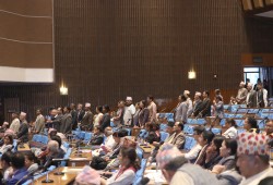 विपक्षीको अवरोधपछि प्रतिनिधिसभाको बैठक स्थगन