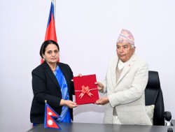 राष्ट्रपतिसमक्ष महान्यायाधिवक्ता कार्यालयको वार्षिक प्रतिवेदन पेस