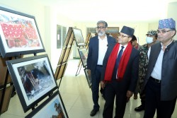 राष्ट्रियसभाका अध्यक्ष तिमिल्सिनाद्वारा राससको तस्बिर प्रदर्शनी अवलोकन