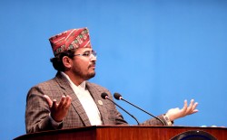 अझै समय छ, सहकारी ठगलाई पक्राउ गर्नुहोस्ः प्रमुख सचेतक शाही 