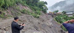 नारायणगढ–मुग्लिन सडकखण्ड पहिरोले अवरुद्ध