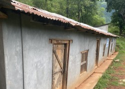  विद्यार्थी दुई, शिक्षक पनि दुई :  प्रअ भन्छन् ‘दिन बिताउन साह्रै गाह्रो भयो ’
