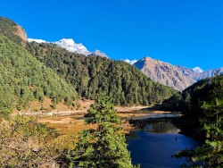 पर्यटकको प्रतीक्षामा टिटिताल 