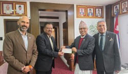 नेपाल लाइफद्वारा भौतिक पूर्वाधार पुर्ननिर्माण कोषमा रु. १ करोड ५० लाखको सहयोग