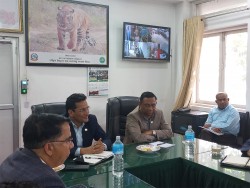 ऊर्जामन्त्री बस्नेत र वनमन्त्री महतोबीच छलफल