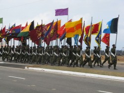 श्रीलङ्काले आधा सेना कटौती गर्ने