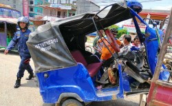 बसले अटोलाई ठक्कर दिँदा तीन जनाको मृत्यु