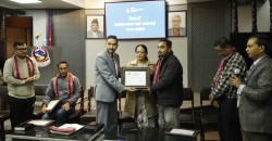 जेनजी आन्दोलनमा घाइते पत्रकारको उपचार खर्च सरकारले व्यहोर्ने: सञ्चारमन्त्री खरेल