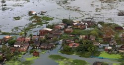 भारतको पञ्जाबमा भीषण बाढी, करिब १ हजार गाउँ डुबानमा