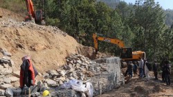 दश महिनापछि लाम्पाटा–दरवाङ सडक निर्माण सुरु