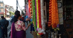 अर्घाखाँचीमा प्लास्टिकका माला बेच्न नपाइने